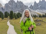 Vivre à la montagne en tant que personne âgée : le décalogue contre les risques